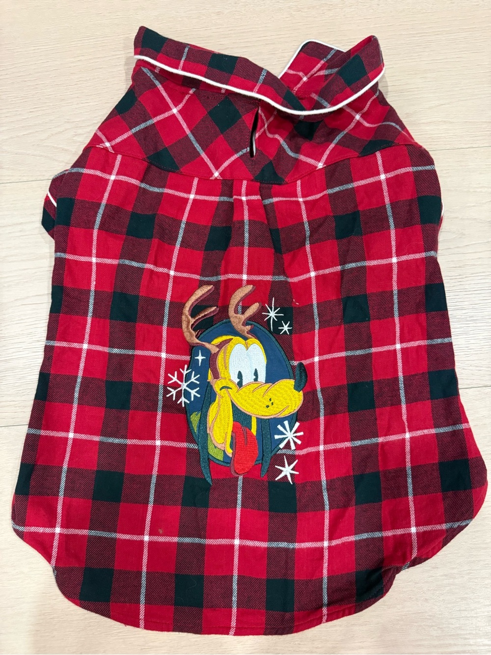 Disney Dog Red and Black Tartan Plaid Holiday Pluto Embroidered Shirt | XL
